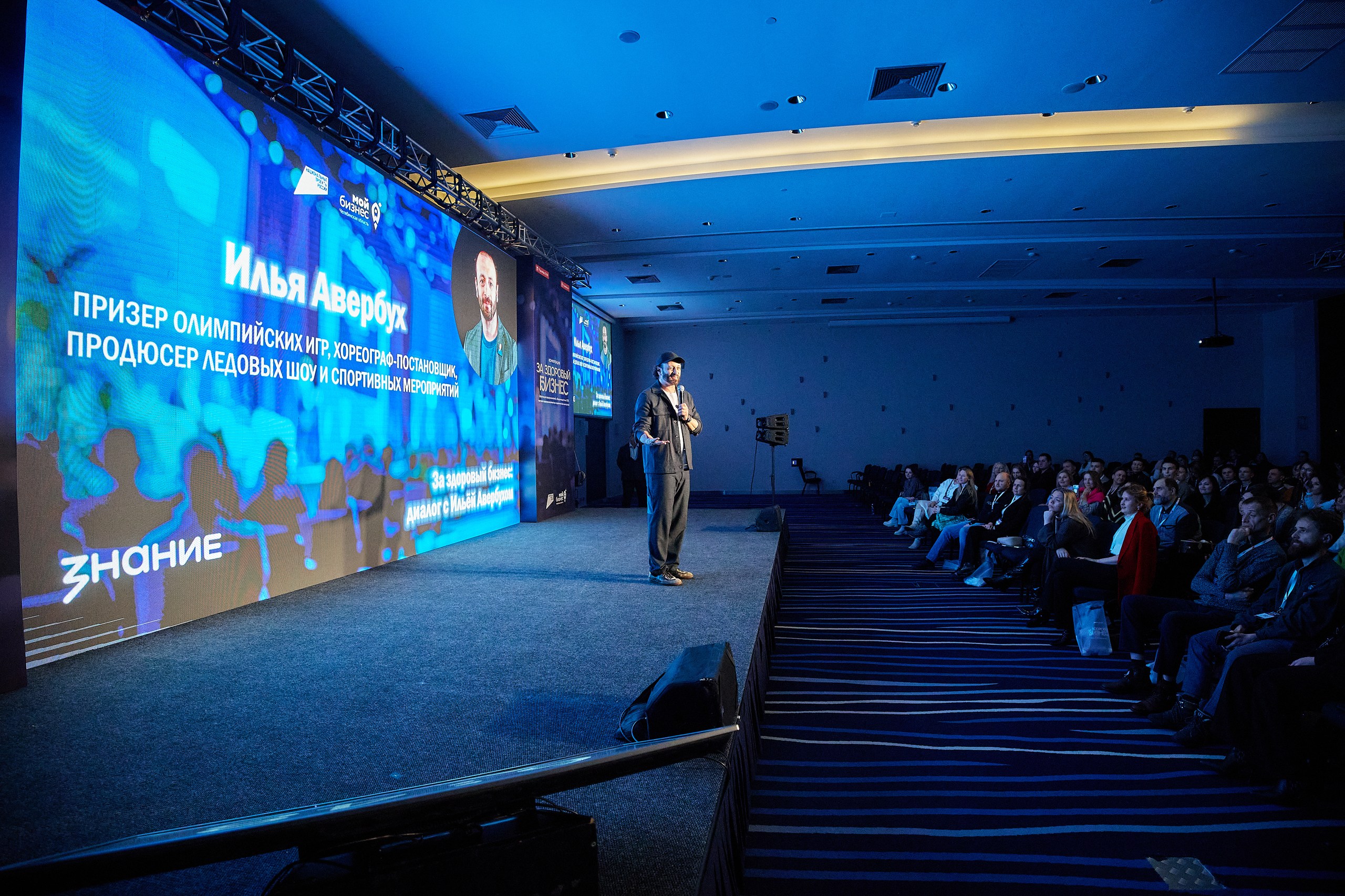 KAA_1670_resized.jpg KAA_1670_resized.jpg